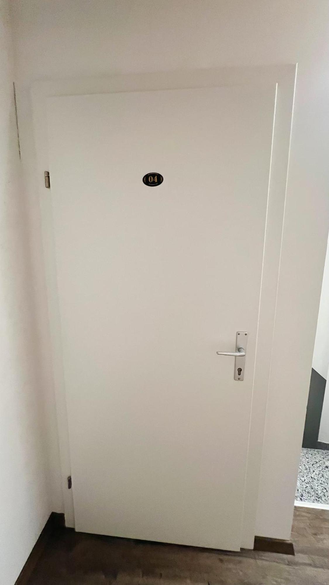 Zhang Apartment